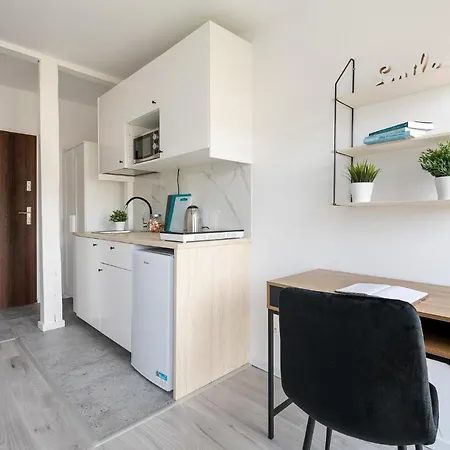 Slaska 54 15 M1 Apartmán *